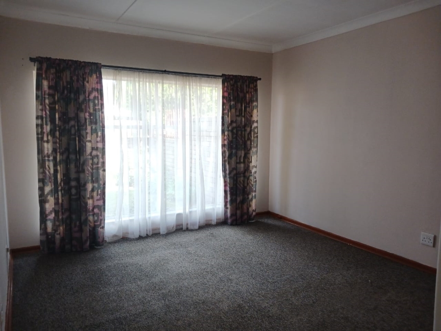 2 Bedroom Property for Sale in Songloed North West